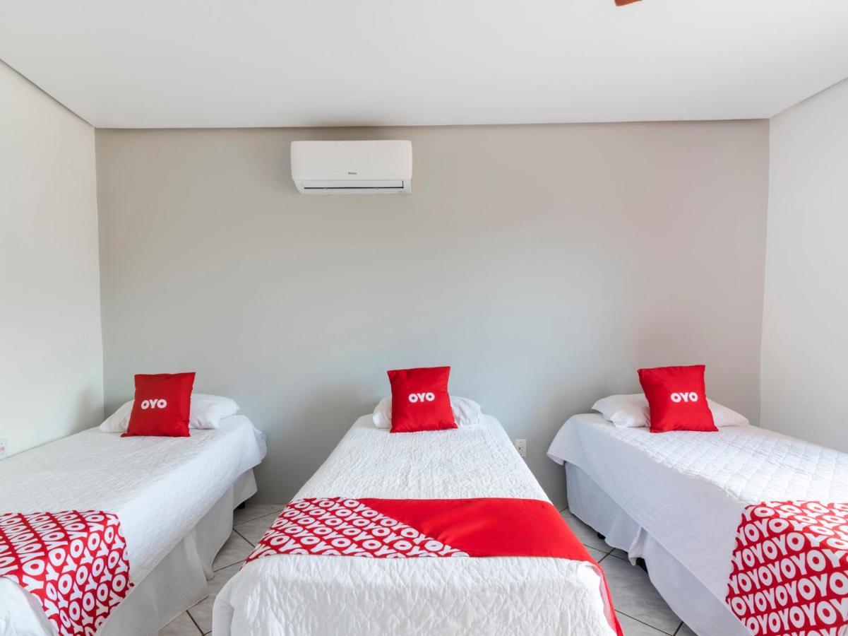 Oyo Portal Torres Hotel 帕苏迪托雷斯 外观 照片