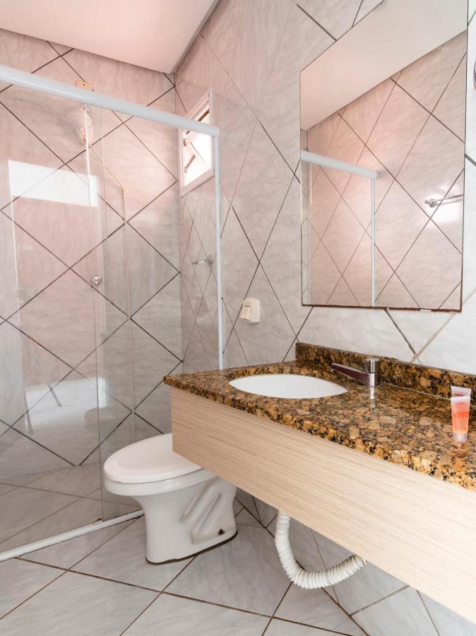 Oyo Portal Torres Hotel 帕苏迪托雷斯 外观 照片
