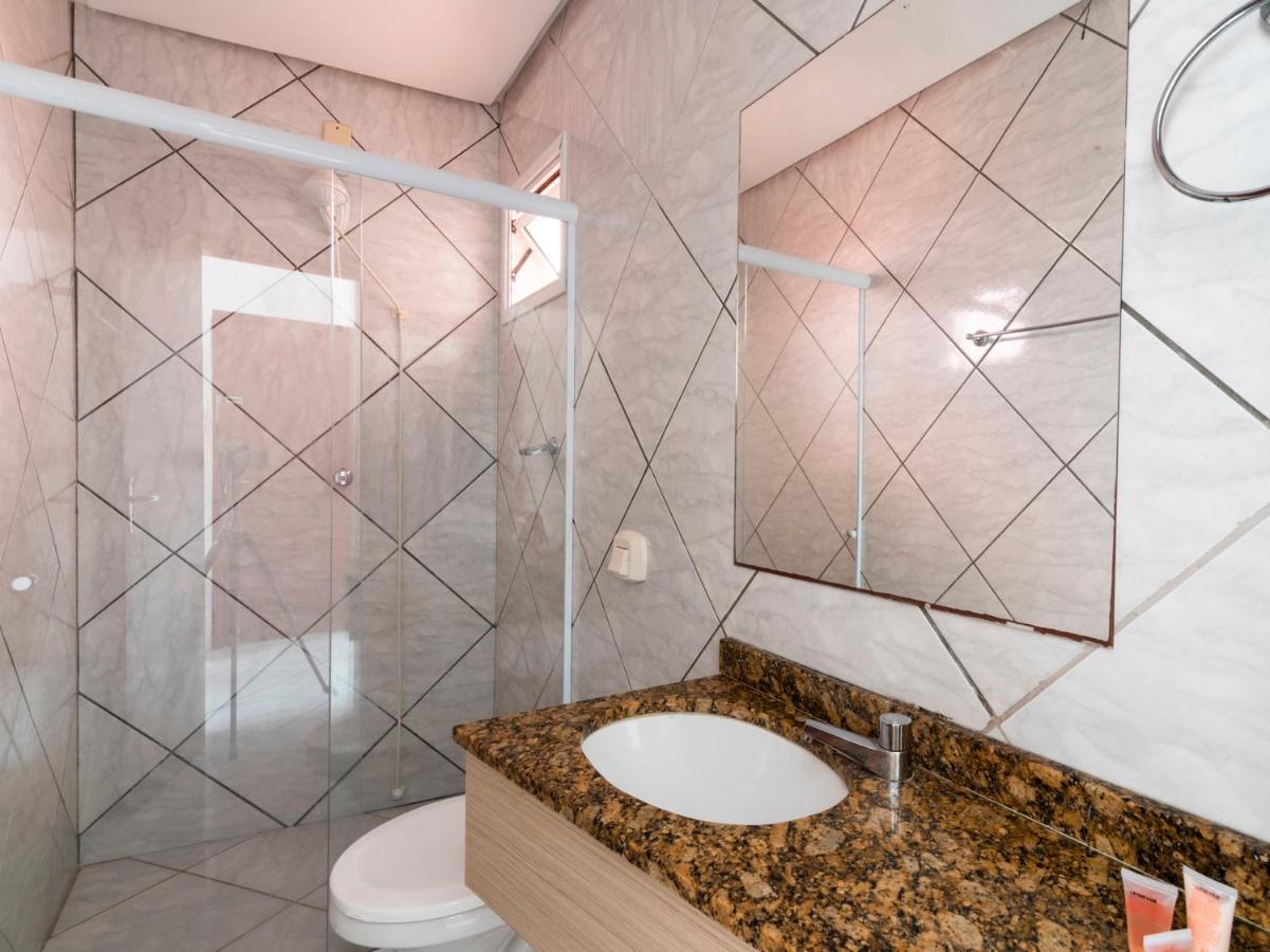 Oyo Portal Torres Hotel 帕苏迪托雷斯 外观 照片